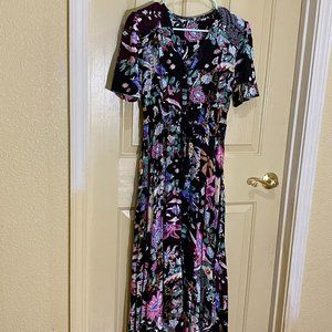 Milumia Small Black Floral Maxi Dress